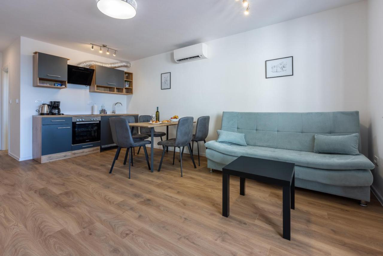 Luxury Apartments Lovorka 3 & 4***/**** セルツェ エクステリア 写真