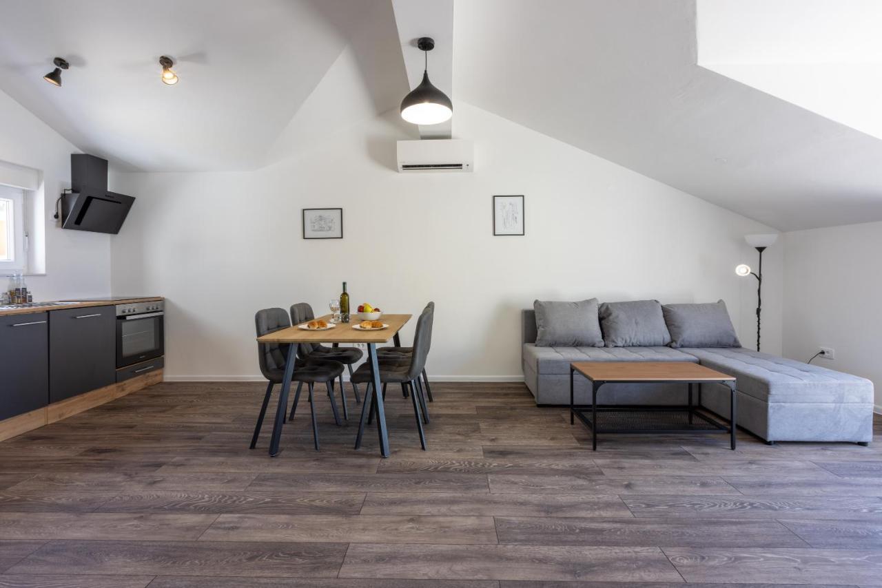 Luxury Apartments Lovorka 3 & 4***/**** セルツェ エクステリア 写真